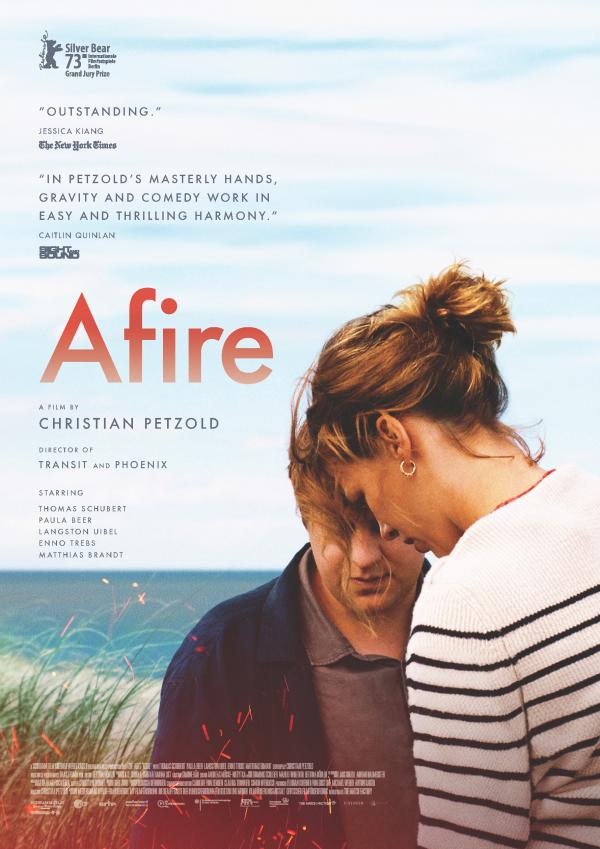 Ditas Rietumas kino izlase |LIESMOJOŠĀS DEBESIS
