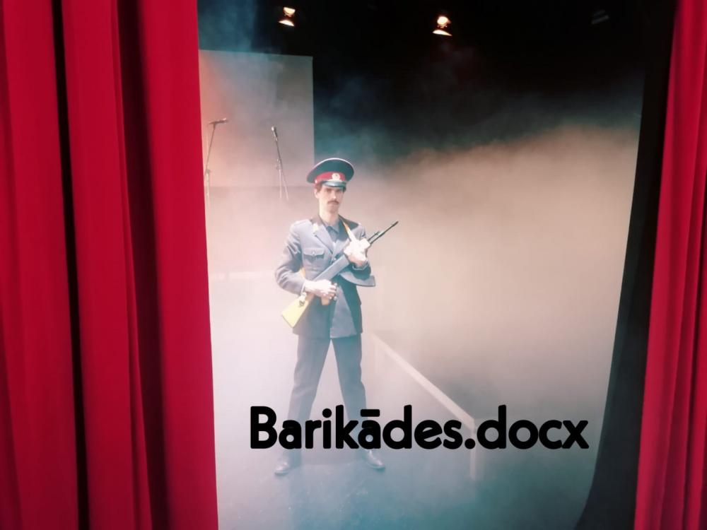 Muzikāli dokumentāla Rēzeknes teātra Joriks izrāde BARIKĀDES.docx