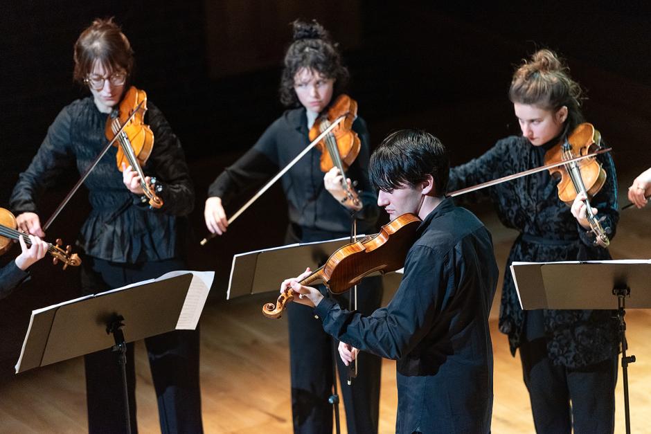 VIVALDI GADALAIKI Teotims Langluā de Svarts un Le Consort