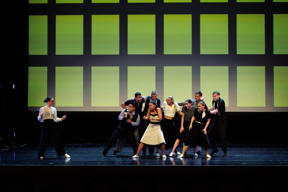 Gēršvina mūzika un ASV džeza dejas enerģija piepildīja koncertzāli "Cēsis"